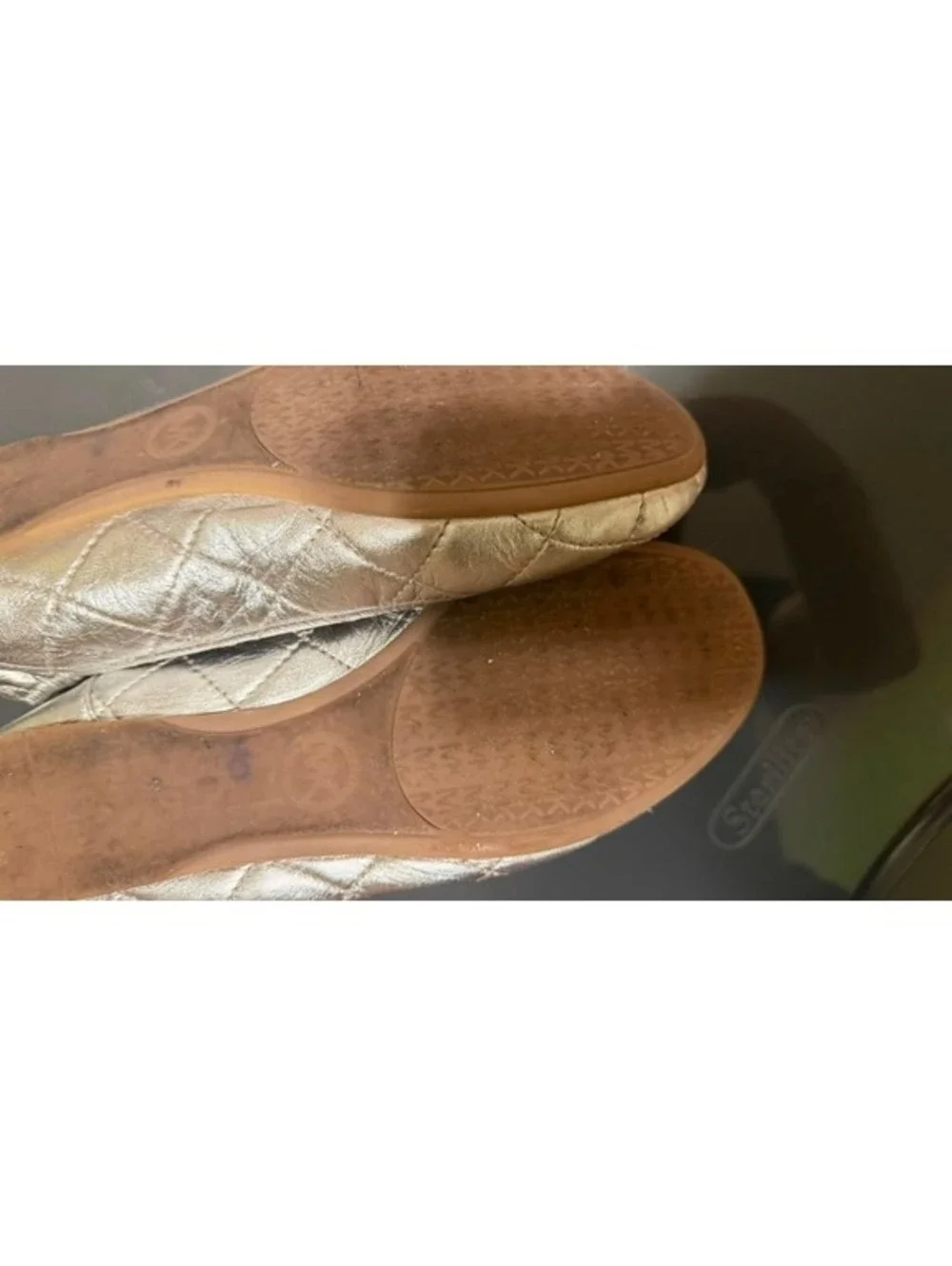 SIZE 9 MICHAEL KORS METALLIC SILVER LEATHER BALLET FLATS